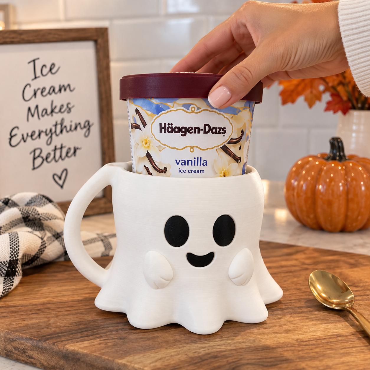 Ghost Ice Cream Holder