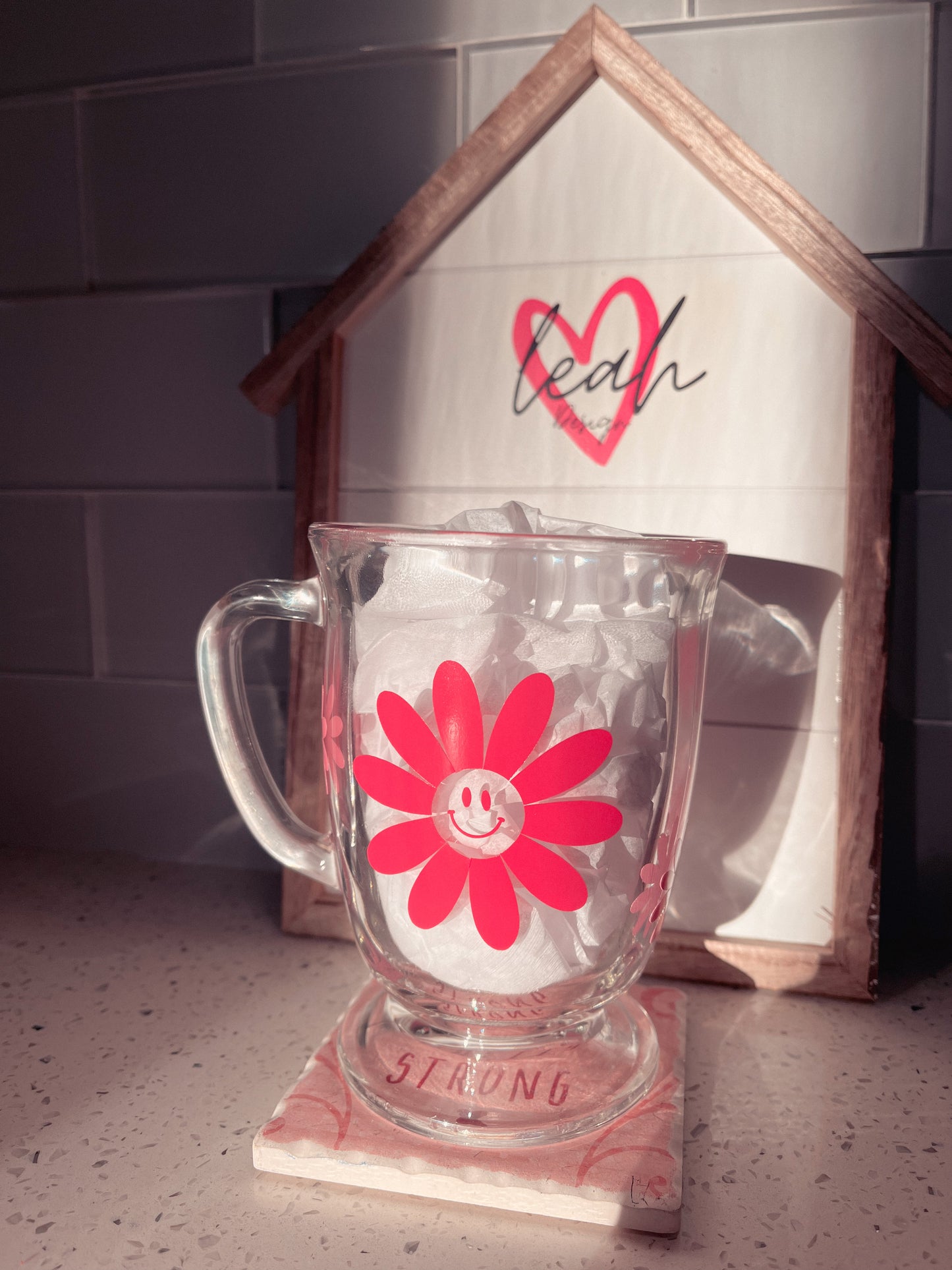 Daisy flower glass mug