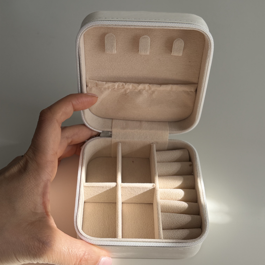 Ella Es Jewelry Travel Box
